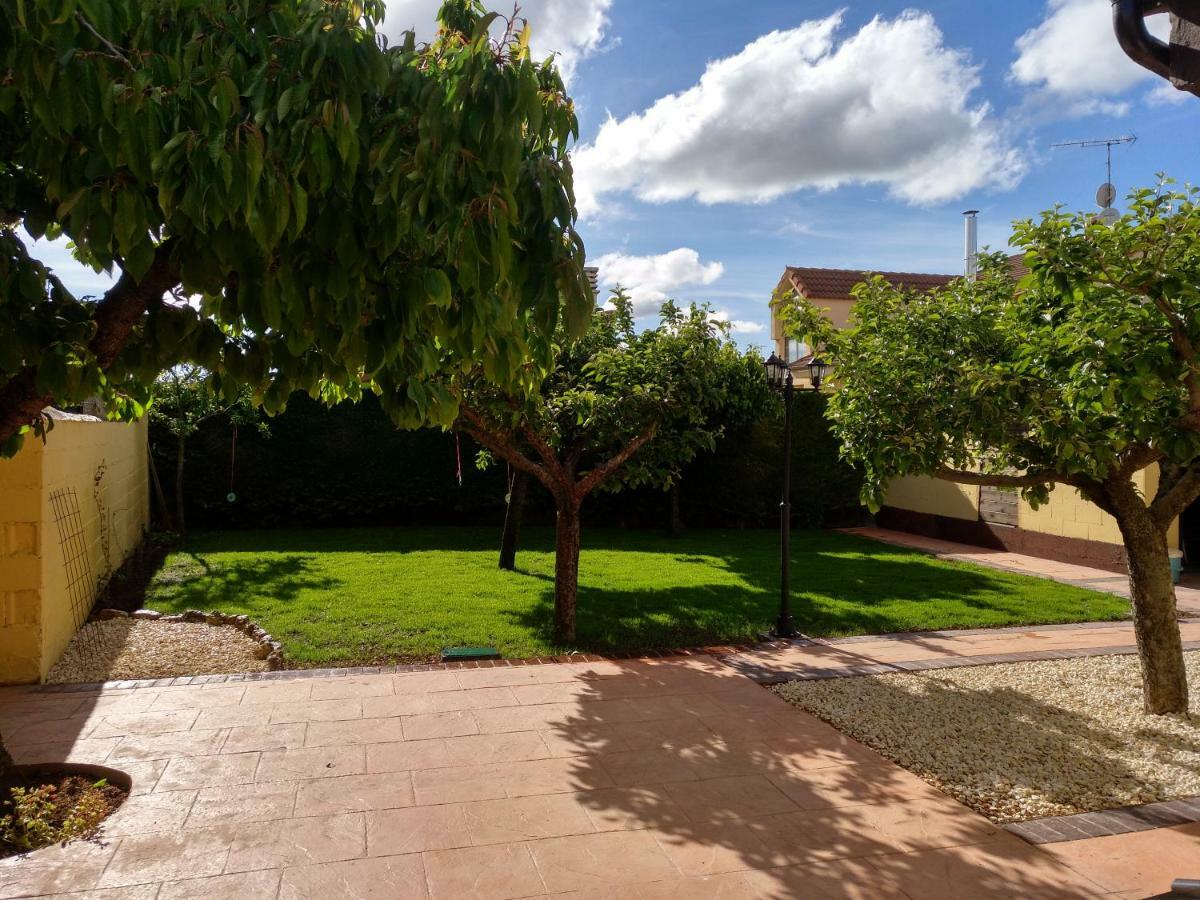 La Casita Del Abuelo Villa Villalmanzo Exterior foto