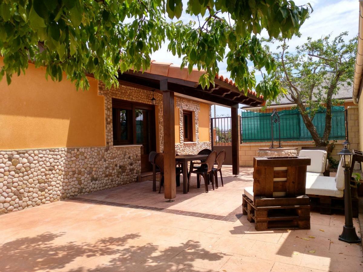 La Casita Del Abuelo Villa Villalmanzo Exterior foto
